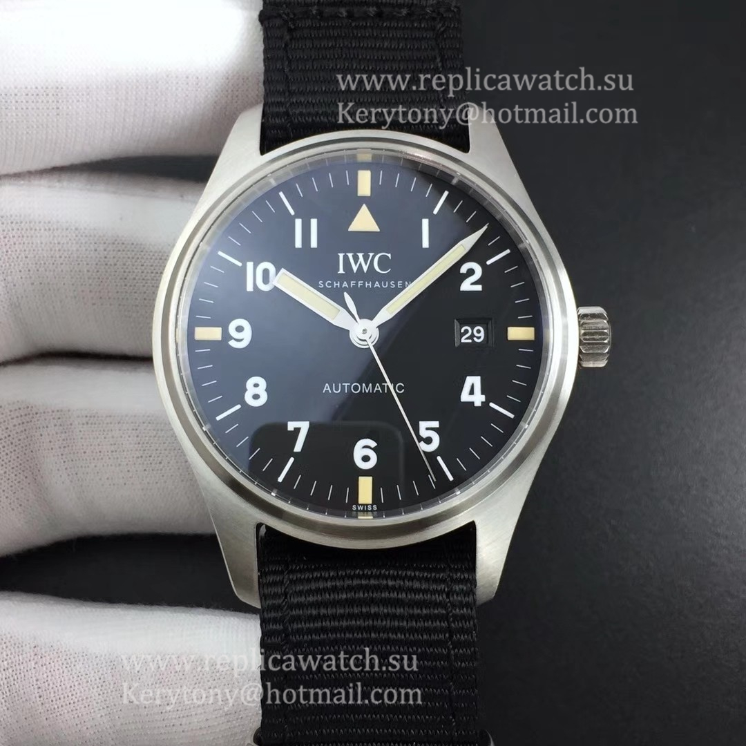 Shop IWC Pilot Mark XVIII Tribute to Mark XI IW327007 M+F SS Black Dial 35111