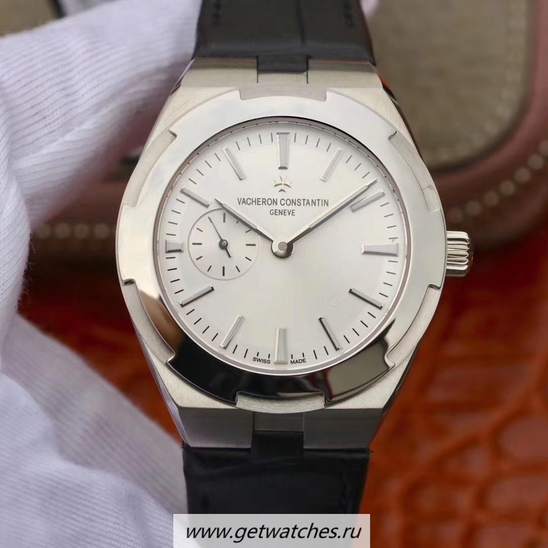 Copy Vacheron C0nstan1n Overseas Automatic 37mm 2300V Noob Factory SS White Dial 5300