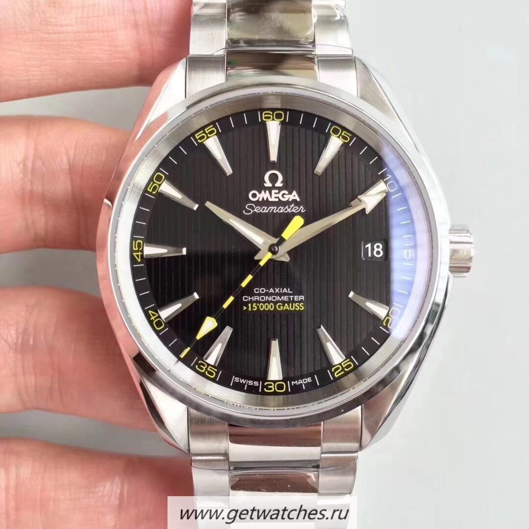 Shop 0me*ga Constellation Globemaster 39mm Yellow Gold Blue Dial 8501